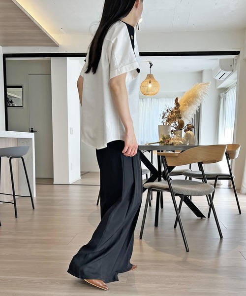 Jewelobe(ジュエローブ)の「アシンメトリー配色ラッフルトップス(シャツ/ブラウス・レディース・ホワイト/ベージュ/ブラック・FREE)」の19枚目の写真