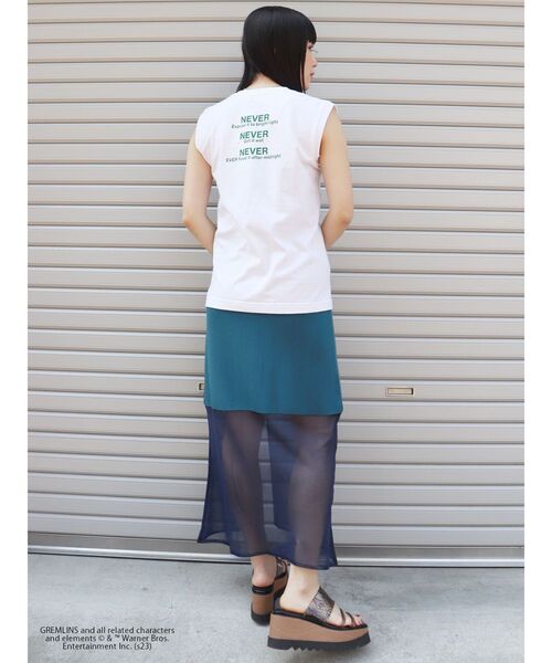 MURUA（ムルーア）の「【GREMLiNS】ロゴプリントタンク（タンクトップ・レディース・ホワイト/ブラック・FREE）」の13枚目の写真