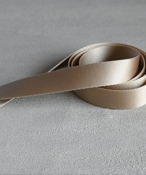 An+u（アンユー）の「ナイロン テープベルト（ベルト・レディース・ブラック/ベージュ・ONE SIZE）」の4枚目の写真