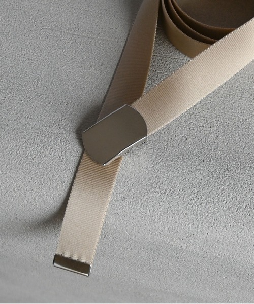 An+u（アンユー）の「ナイロン テープベルト（ベルト・レディース・ブラック/ベージュ・ONE SIZE）」の3枚目の写真