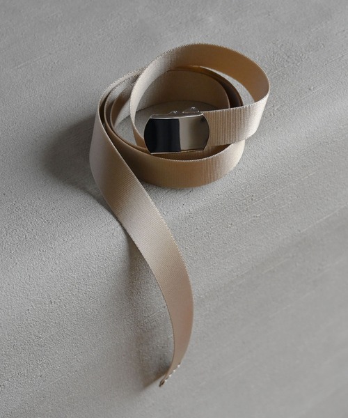 An+u（アンユー）の「ナイロン テープベルト（ベルト・レディース・ブラック/ベージュ・ONE SIZE）」の6枚目の写真