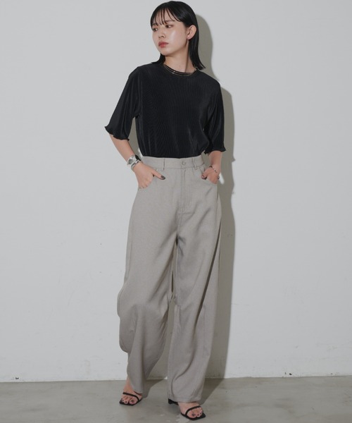 Aunt Marie's(アントマリーズ)の「ハーフスリーブミニプリーツクロップドトップス(Tシャツ/カットソー・レディース・ホワイト/グリーン/ブラック/チャコールグレー・FREE)」の11枚目の写真