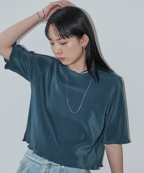 Aunt Marie's(アントマリーズ)の「ハーフスリーブミニプリーツクロップドトップス(Tシャツ/カットソー・レディース・ホワイト/グリーン/ブラック/チャコールグレー・FREE)」の16枚目の写真
