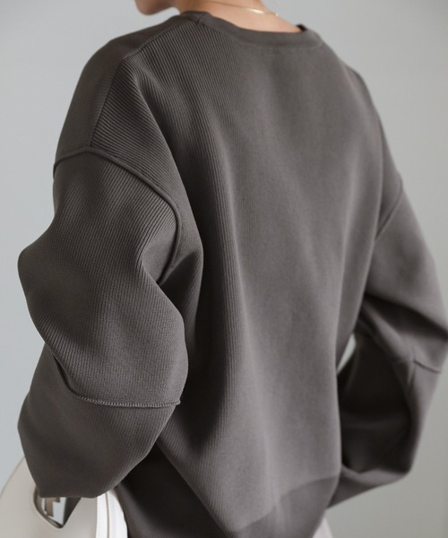select MOCA（セレクトモカ）の「【ZOZO限定】スポンディッシュカーブスリーブオーバーニット（ニット/セーター・レディース・グレー/アイボリー/ブラック・FREE）」の5枚目の写真