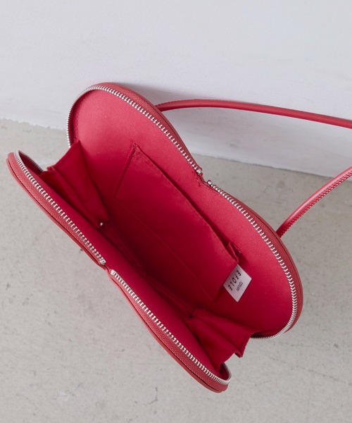 EFOLE（エフォル）の「ハート ショルダー ミニ バッグ（ショルダーバッグ・レディース・ブラック/レッド・FREE）」の5枚目の写真