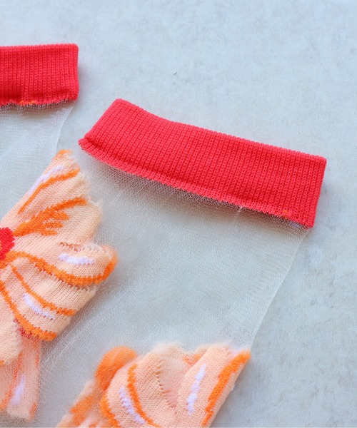 emesuelee（エメスーリー）の「シアーソックス（ソックス/靴下・レディース・レッド/ブラック/ブルー・フリー）」の12枚目の写真