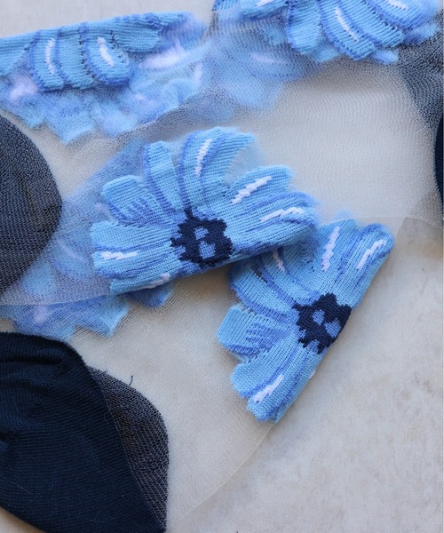 emesuelee（エメスーリー）の「シアーソックス（ソックス/靴下・レディース・レッド/ブラック/ブルー・フリー）」の10枚目の写真