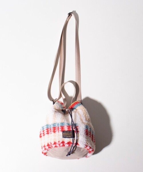 PENDLETON(ペンドルトン)の「【PENDLETON/ペンドルトン】別注HARDING ボアミニショルダー 巾着ショルダー 2WAY(ショルダーバッグ・メンズ・ブラック/オフホワイト/ブラウン・FREE)」の4枚目の写真