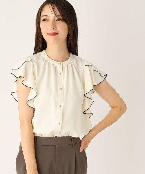 index（インデックス）の「◆バイカラーフリルスリーブブラウス【洗濯機洗い可/イージーアイロン】（シャツ/ブラウス・レディース・ホワイト系7/ライトグレー系4/ブラック系4・36/38/42/40）」の2枚目の写真