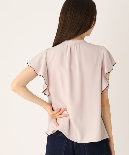 index（インデックス）の「◆バイカラーフリルスリーブブラウス【洗濯機洗い可/イージーアイロン】（シャツ/ブラウス・レディース・ホワイト系7/ライトグレー系4/ブラック系4・36/38/42/40）」の19枚目の写真