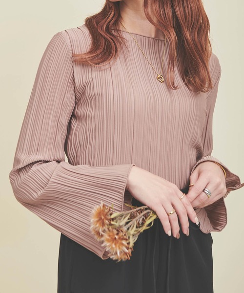 mil(ミル)の「【150㎝前後の小柄さんサイズ】カットプリーツプルオーバー(Tシャツ/カットソー・レディース・ピンクベージュ/ブラック/ブラウン/アイボリー・XS/S)」の4枚目の写真