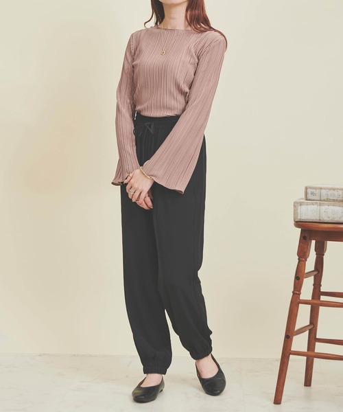 mil(ミル)の「【150㎝前後の小柄さんサイズ】カットプリーツプルオーバー(Tシャツ/カットソー・レディース・ピンクベージュ/ブラック/ブラウン/アイボリー・XS/S)」の15枚目の写真