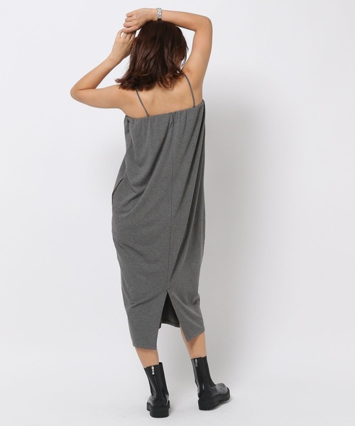 HEREIAM(ヘレイアム)の「【HEREIAM】イージーベアワンピース(ワンピース・レディース・ブラック/チャコール・SMALL/MEDIUM)」の4枚目の写真