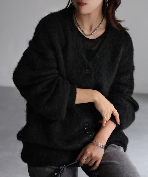 Riberry（リベリー）の「シャギーVネックカーディガン（カーディガン/ボレロ・レディース・オレンジ/ブルー/ブラウン/ピンク/イエロー/アイボリー/グレー/ブラック/オレンジ系/ピンク系/レモンイエロー/ミント・FREE）」の2枚目の写真