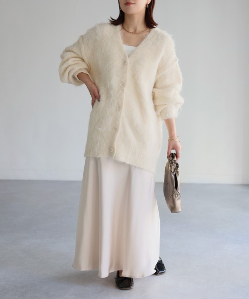 Riberry（リベリー）の「シャギーVネックカーディガン（カーディガン/ボレロ・レディース・オレンジ/ブルー/ブラウン/ピンク/イエロー/アイボリー/グレー/ブラック/オレンジ系/ピンク系/レモンイエロー/ミント・FREE）」の17枚目の写真