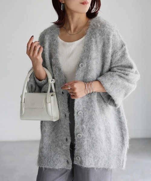 Riberry（リベリー）の「シャギーVネックカーディガン（カーディガン/ボレロ・レディース・オレンジ/ブルー/ブラウン/ピンク/イエロー/アイボリー/グレー/ブラック/オレンジ系/ピンク系/レモンイエロー/ミント・FREE）」の19枚目の写真