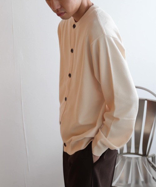 SENSE OF PLACE by URBAN RESEARCH（センスオブプレイスバイアーバンリサーチ）の「ストレッチクルーネックカーディガン（カーディガン/ボレロ・メンズ・レッド/ブラウン/アイボリー/ライトベージュ/ブラック・LARGE/MEDIUM）」の7枚目の写真