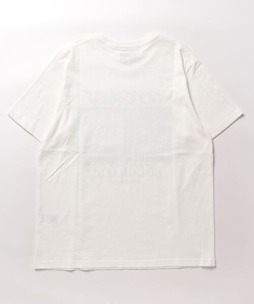 BANKS（バンクス）の「DESIGN TEE/BANKS(バンクス)スタンダードフィットレトロデザインプリント半袖Tシャツ（Tシャツ/カットソー・メンズ・オフホワイト・MEDIUM/LARGE/X-LARGE/SMALL）」の2枚目の写真