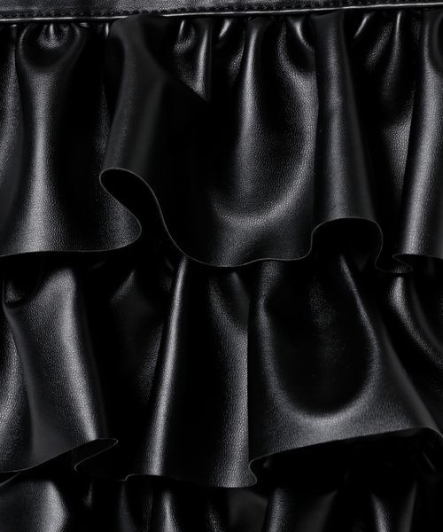 mysty woman（ミスティウーマン）の「フェイクレザーフリルトートBAG 989541（トートバッグ・レディース・ブラック/アイボリー/シルバー・FREE）」の12枚目の写真