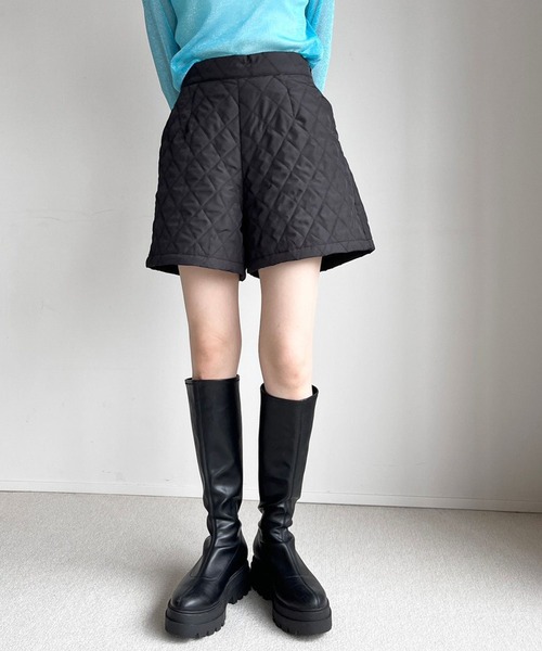 LOWRYS FARM（ローリーズファーム）の「キルティングショートパンツ　 980540（その他パンツ・レディース・アイボリー/ブラック・FREE）」の5枚目の写真