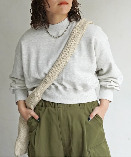 CPCM（シーピーシーエム）の「チビロゴ刺繍ショート裏毛プルオーバー（スウェット・レディース・ライム/オフホワイト/グレー/ネイビー・F）」の6枚目の写真