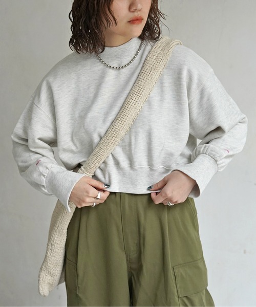 CPCM（シーピーシーエム）の「チビロゴ刺繍ショート裏毛プルオーバー（スウェット・レディース・ライム/オフホワイト/グレー/ネイビー・F）」の8枚目の写真