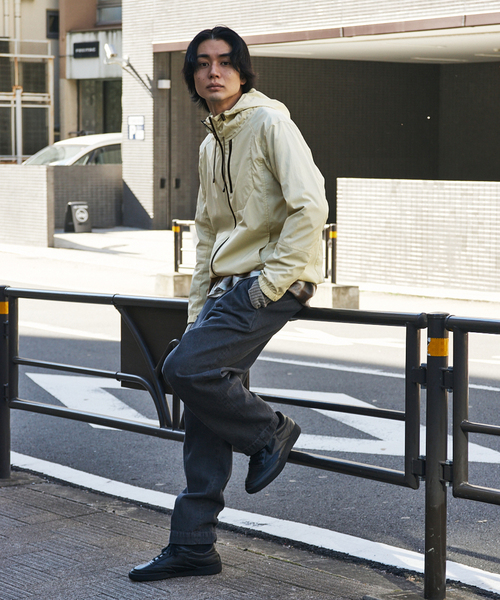 417 EDIFICE（フォーワンセブンエディフィス）の「【 撥水 / 軽量 / ストレッチ / 防シワ 】 WASHER NYLON マウンテンパーカー（マウンテンパーカー・メンズ・ブラック/カーキ/ホワイト系その他/ブルー・X-LARGE/SMALL/MEDIUM/LARGE）」の20枚目の写真