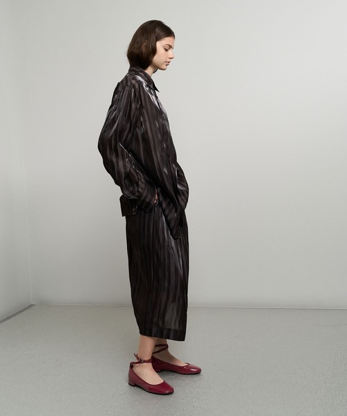 CHARLES & KEITH（チャールズ & キース）の「パテント アンクルストラップバレーフラット（バレエシューズ・レディース・ブラック系その他6/バーガンディー・25cm/24.5cm/23.5cm/23cm/22.5cm）」の12枚目の写真