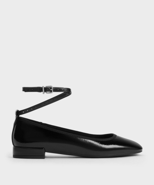 CHARLES & KEITH（チャールズ & キース）の「パテント アンクルストラップバレーフラット（バレエシューズ・レディース・ブラック系その他6/バーガンディー・25cm/24.5cm/23.5cm/23cm/22.5cm）」の15枚目の写真