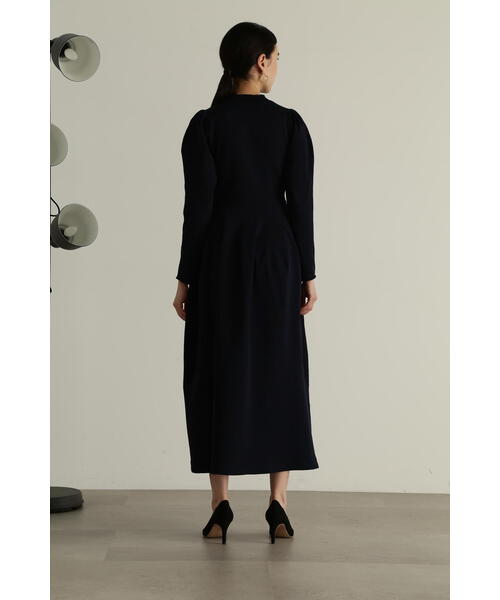 JILL STUART（ジルスチュアート）の「◆ポリエステルニットロングワンピース（ワンピース・レディース・ネイビー/ベージュ・2/4）」の14枚目の写真