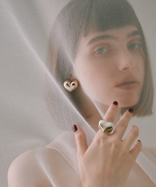 EIMY ISTOIRE（エイミーイストワール）の「Plump heartピアス（ピアス（両耳用）・レディース・シルバー/ゴールド・FREE）」の11枚目の写真