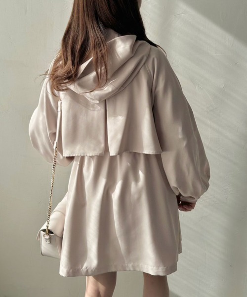 OLIVE des OLIVE（オリーブデオリーブ）の「フードトレンチチュニックコート　1041080030（トレンチコート・レディース・ライトグレー/ライトベージュ・FREE）」の12枚目の写真