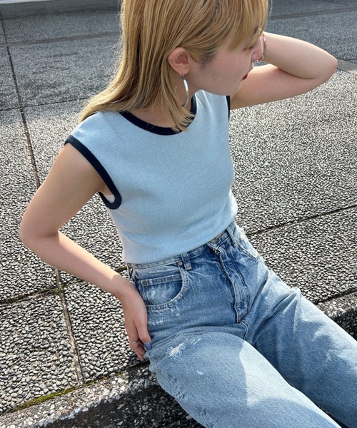 MILLER（ミラー）の「【VERY 9月号掲載】[MILLER/ミラー] 別注 配色 パネルリブタンクトップ（タンクトップ・レディース・ブルー/アイボリー/ブラック/ブラウン/ネイビー/イエロー・F）」の5枚目の写真