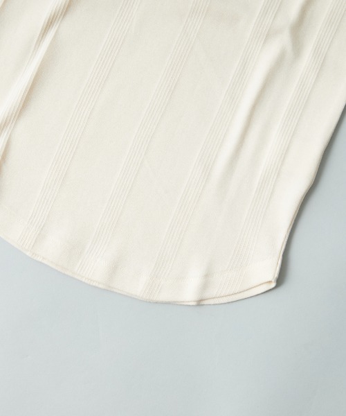 MILLER（ミラー）の「【VERY 9月号掲載】[MILLER/ミラー] 別注 配色 パネルリブタンクトップ（タンクトップ・レディース・ブルー/アイボリー/ブラック/ブラウン/ネイビー/イエロー・F）」の19枚目の写真