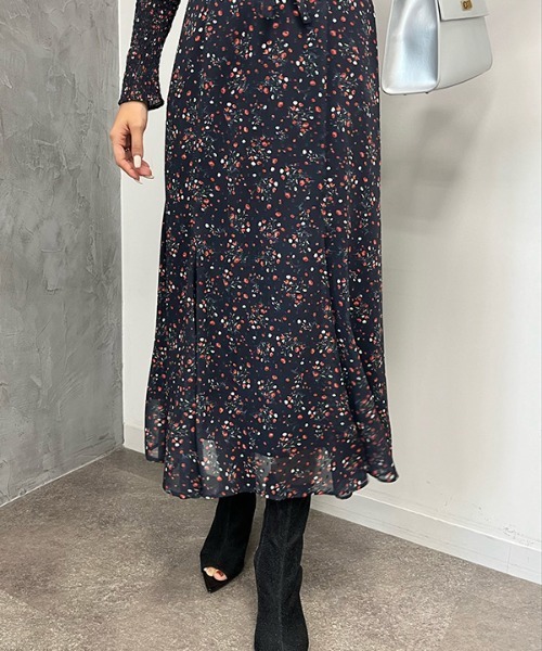 EIMY ISTOIRE(エイミーイストワール)の「Corrie flower カッティングワンピース(ワンピース・レディース・ホワイト/ネイビー・S/M)」の18枚目の写真