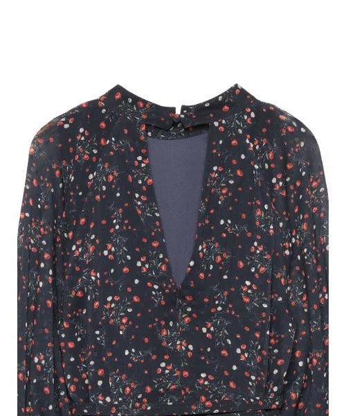 EIMY ISTOIRE(エイミーイストワール)の「Corrie flower カッティングワンピース(ワンピース・レディース・ホワイト/ネイビー・S/M)」の6枚目の写真