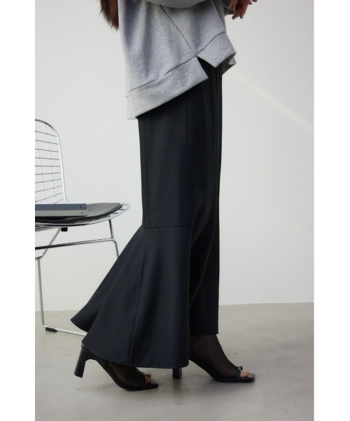AZUL by moussy（アズールバイマウジー）の「スレンダーマーメイドスカート（スカート・レディース・ブラック系その他/ブラック/ホワイト系その他・SMALL/MEDIUM）」の14枚目の写真