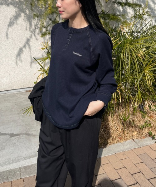BROKEN BASE(ブロークンベース)の「ヘンリーネックワッフルロンT(Tシャツ/カットソー・メンズ・ネイビー/ブルー/アイボリー・MEDIUM/LARGE)」の7枚目の写真