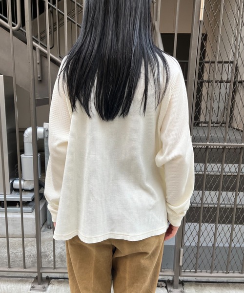 BROKEN BASE(ブロークンベース)の「ヘンリーネックワッフルロンT(Tシャツ/カットソー・メンズ・ネイビー/ブルー/アイボリー・MEDIUM/LARGE)」の22枚目の写真