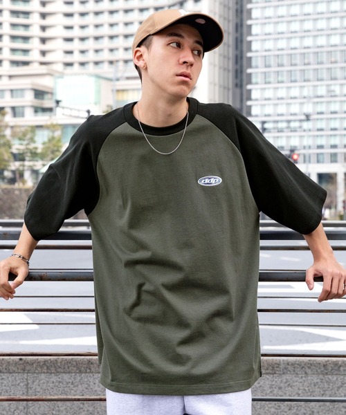 ddp（ディーディーピー）の「DDP/ディーディーピー 別注 サークルロゴ刺繍 ヘビーウェイト ビッグシルエットラグラン半袖Tシャツ（Tシャツ/カットソー・メンズ・ネイビー/ブラック/ダークブラウン/チャコール・M/L）」の5枚目の写真