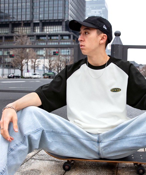 ddp（ディーディーピー）の「DDP/ディーディーピー 別注 サークルロゴ刺繍 ヘビーウェイト ビッグシルエットラグラン半袖Tシャツ（Tシャツ/カットソー・メンズ・ネイビー/ブラック/ダークブラウン/チャコール・M/L）」の16枚目の写真