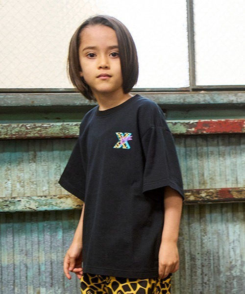 XLARGE KIDS（エクストララージキッズ）の「バッグ大文字Xプリント半袖Tシャツ（Tシャツ/カットソー・キッズ・ホワイト/ブラック/トップグレー・90cm/100cm/120cm/130cm/140cm/110cm/80ｃｍ）」の17枚目の写真