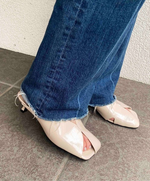 【2024春夏新作】LE VERNIS(ル・ベルニ)Asynmetory mules（サンダル）｜LE VERNIS（ル・ベルニ）