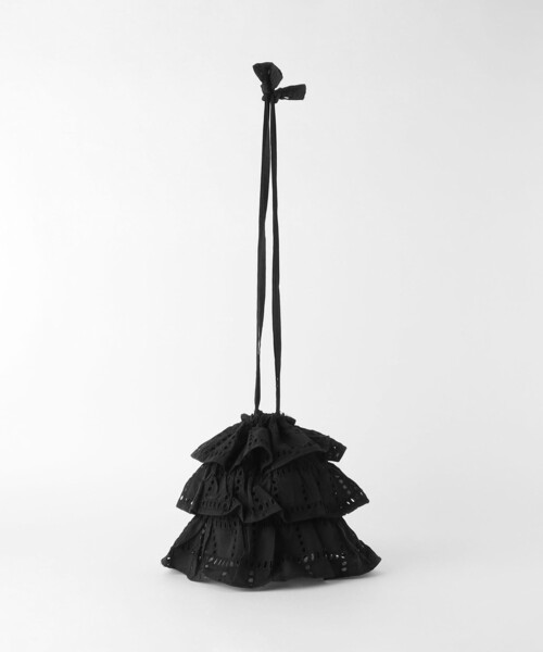 green label relaxing（グリーンレーベルリラクシング）の「＜Peridot by Sara mallika＞フリル ドロストバッグ（ショルダーバッグ・レディース・オフホワイト/ブラック・FREE）」の2枚目の写真