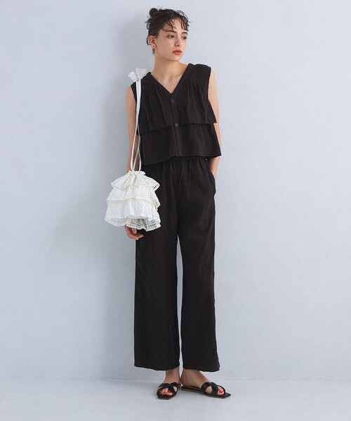 green label relaxing（グリーンレーベルリラクシング）の「＜Peridot by Sara mallika＞フリル ドロストバッグ（ショルダーバッグ・レディース・オフホワイト/ブラック・FREE）」の4枚目の写真