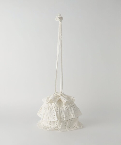 green label relaxing（グリーンレーベルリラクシング）の「＜Peridot by Sara mallika＞フリル ドロストバッグ（ショルダーバッグ・レディース・オフホワイト/ブラック・FREE）」の5枚目の写真