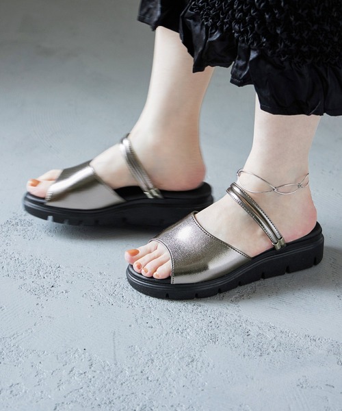 Fashion Letter(ファッションレター)の「日本製トラックソールサンダル レディース 24SS(サンダル・レディース・シルバー系その他/ブラック・S/M/L/LL)」の22枚目の写真