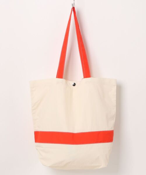 FRUIT OF THE LOOM（フルーツオブザルーム）の「【FRUIT OF THE LOOM】フルーツオブザルームトートバッグ（トートバッグ・レディース・ブルー/ホワイト/ブラック・ONE SIZE）」の6枚目の写真