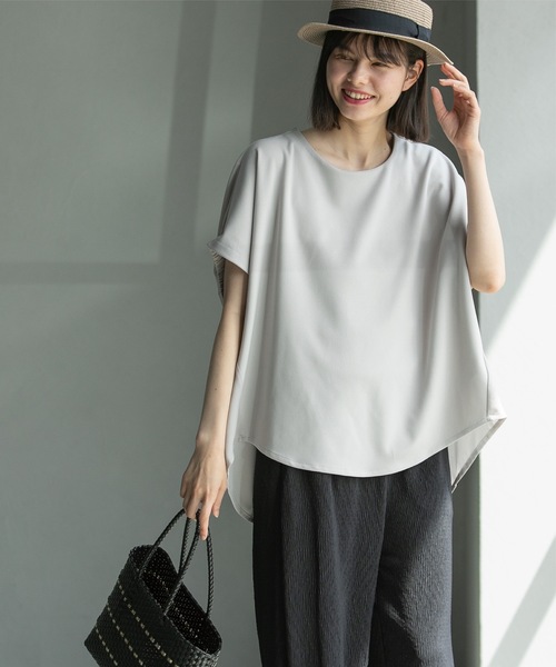 OPAQUE.CLIP(オペークドットクリップ)の「◆UV ドッキングドルマントップス【洗濯機洗い可】(Tシャツ/カットソー・レディース・スモーキーグリーン系/ブラウン系その他/ライトグレー/ブラック・36/38/40/42)」の7枚目の写真