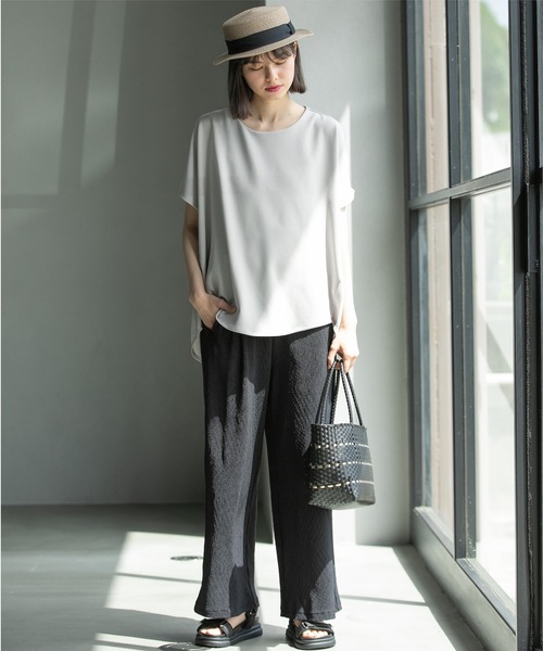 OPAQUE.CLIP(オペークドットクリップ)の「◆UV ドッキングドルマントップス【洗濯機洗い可】(Tシャツ/カットソー・レディース・スモーキーグリーン系/ブラウン系その他/ライトグレー/ブラック・36/38/40/42)」の10枚目の写真